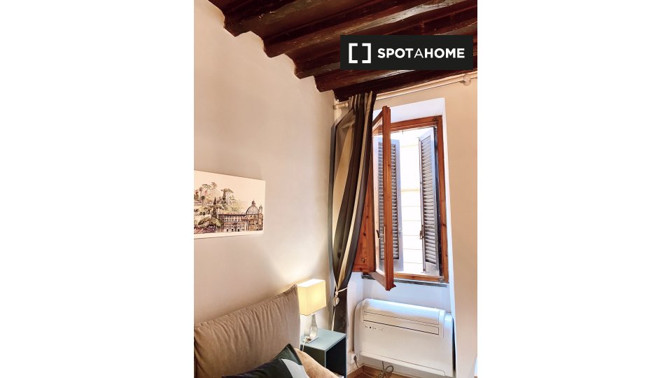 Immagine 6 di Ufficio in affitto  in Via di Gesù e Maria a Roma