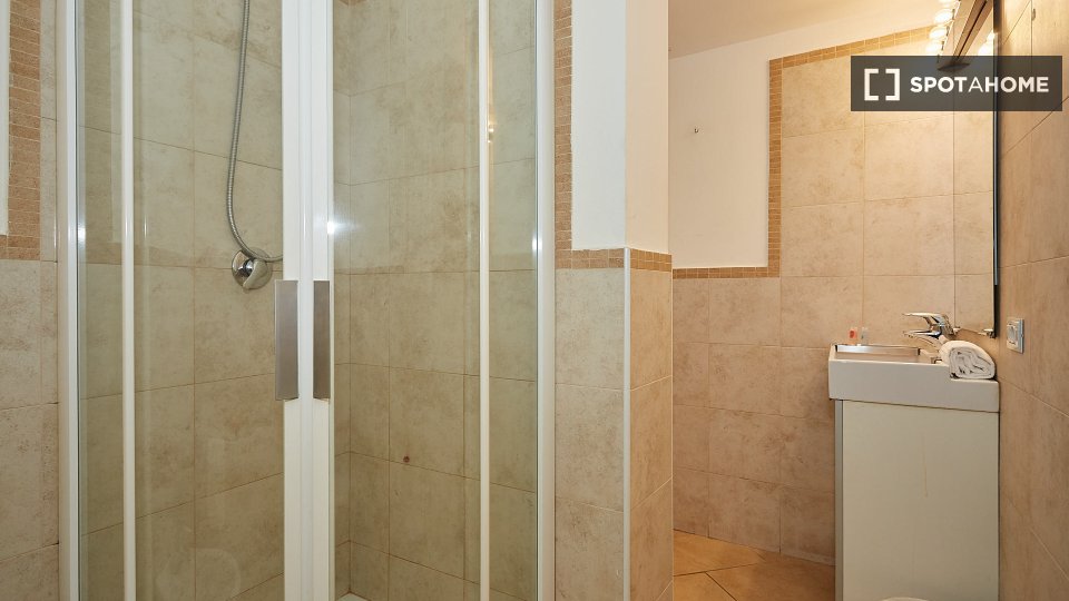 Immagine 4 di Appartamento in affitto  in Via Broglio a Milano