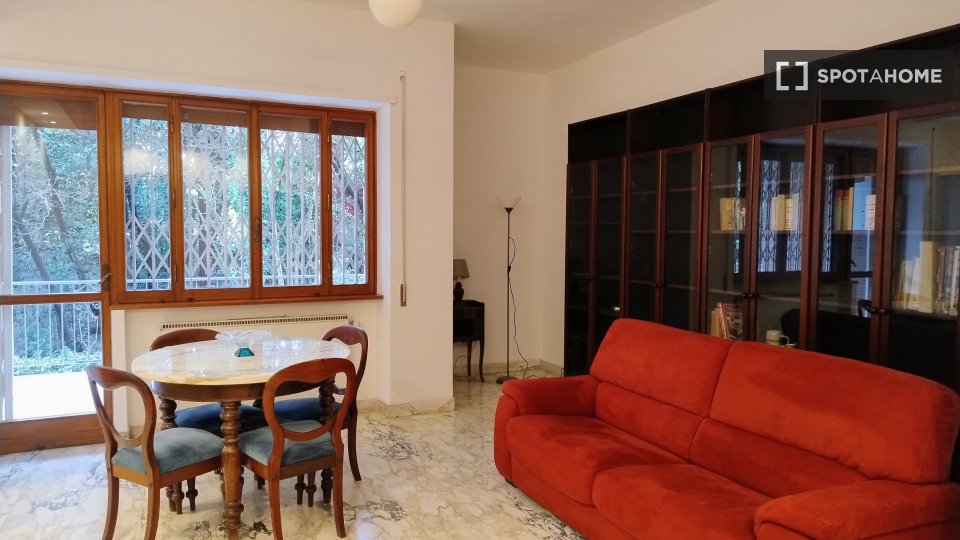 Immagine 5 di Appartamento in affitto  in Via Oriolo Romano a Roma