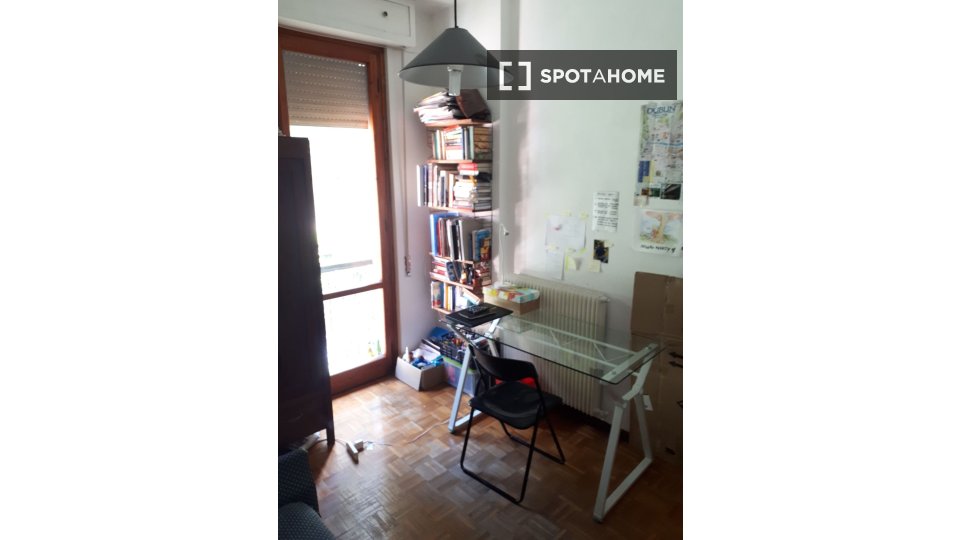 Immagine 5 di Camera condivisa in affitto  in Via del Beato Egidio a Perugia