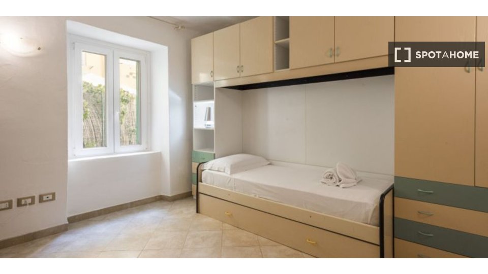 Immagine 10 di Appartamento in affitto  in Via della Mattonaia a Firenze