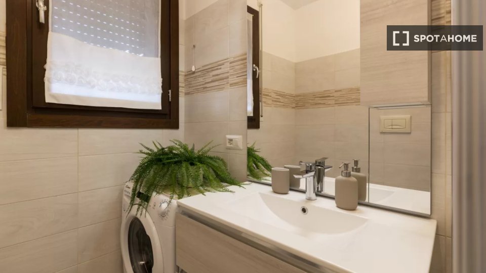 Immagine 16 di Appartamento in affitto  in Viale Sarca a Milano