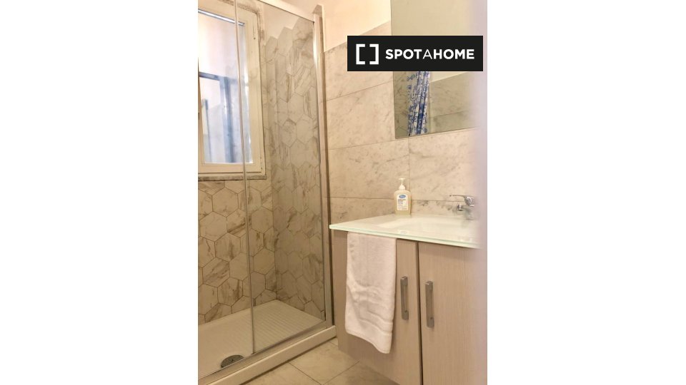 Immagine 17 di Ufficio in affitto  in Via Giuseppe Luigi Passalacqua a Roma