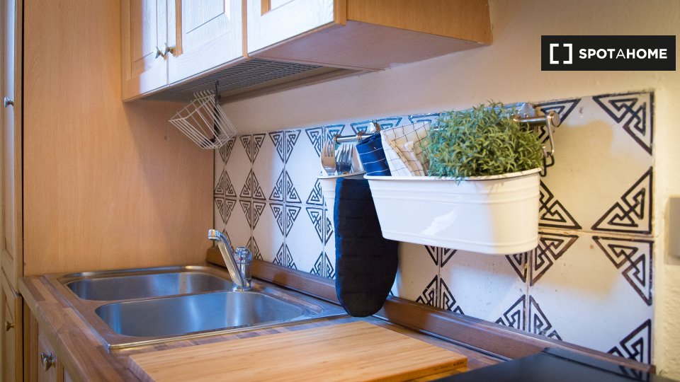 Immagine 14 di Appartamento in affitto  in Via dei Panieri a Roma