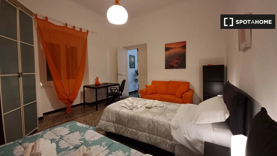 Immagine 19 di Appartamento in affitto  in Via Venezia a Genova