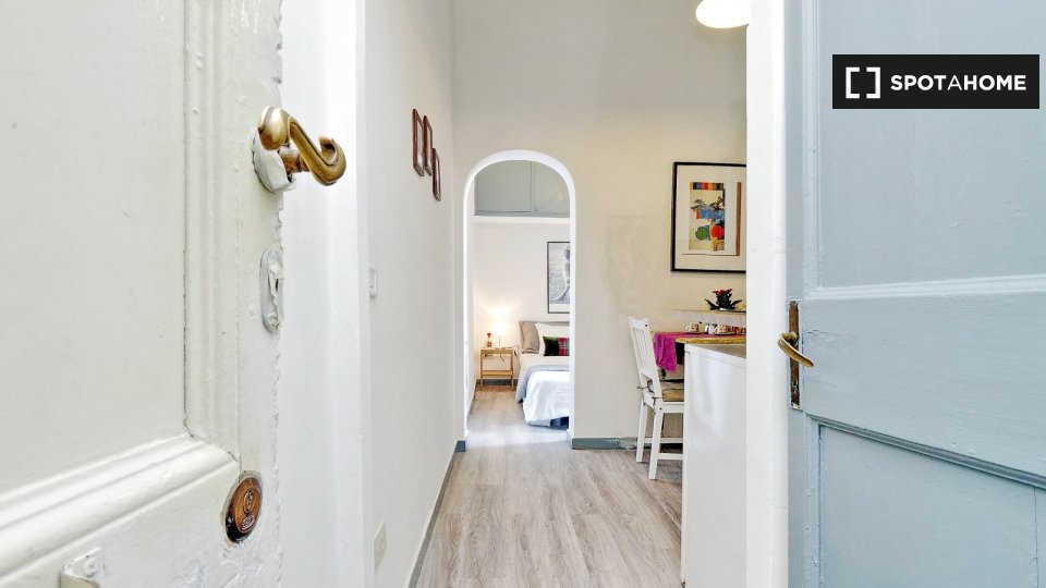 Immagine 17 di Ufficio in affitto  in Via Garibaldi a Roma