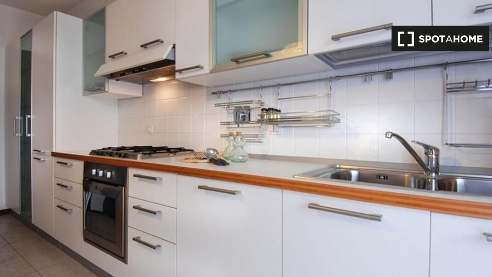 Immagine 7 di Appartamento in affitto  in Via Mario Fantin a Bologna