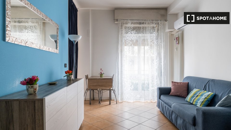 Immagine 1 di Appartamento in affitto  in Via Milazzo a Bologna