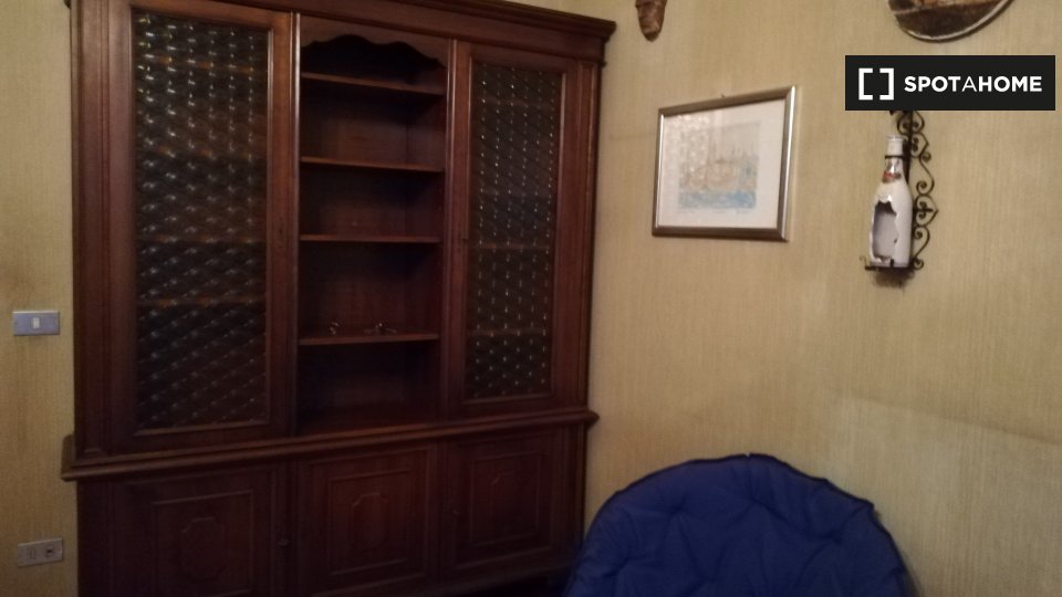 Immagine 3 di Camera condivisa in affitto  in Via Capo di Lucca a Bologna