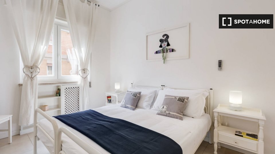 Immagine 1 di Ufficio in affitto  in Via Gualtiero Serafino a Roma