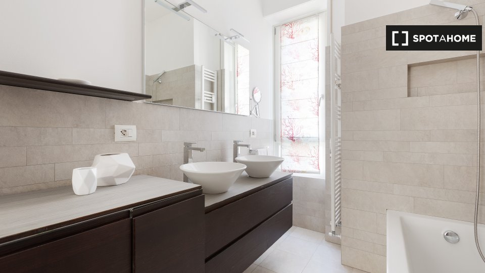 Immagine 12 di Appartamento in affitto  in Via Casale a Milano