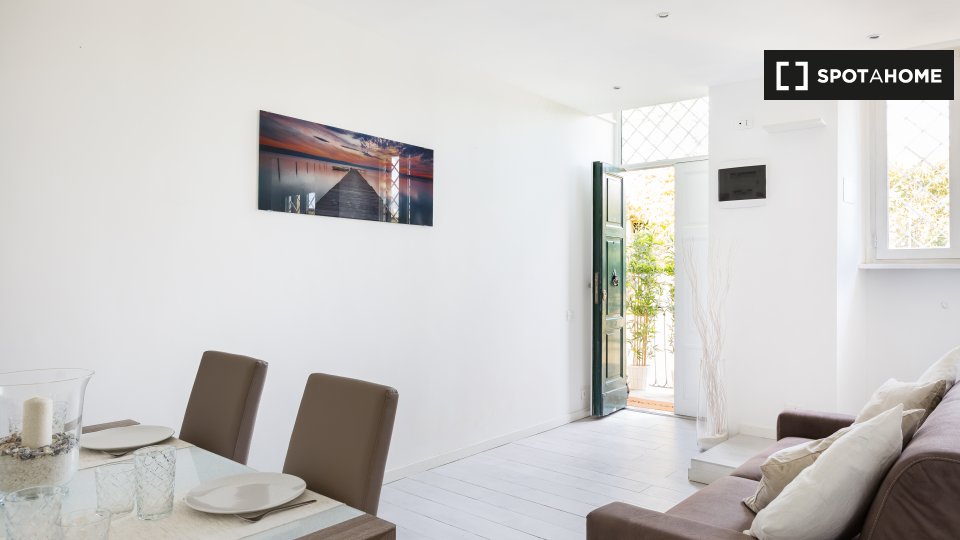 Immagine 9 di Appartamento in affitto  in Passeggiata di Ripetta a Roma