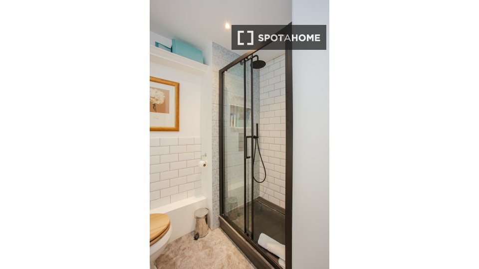 Immagine 14 di Appartamento in affitto  in apartment a 