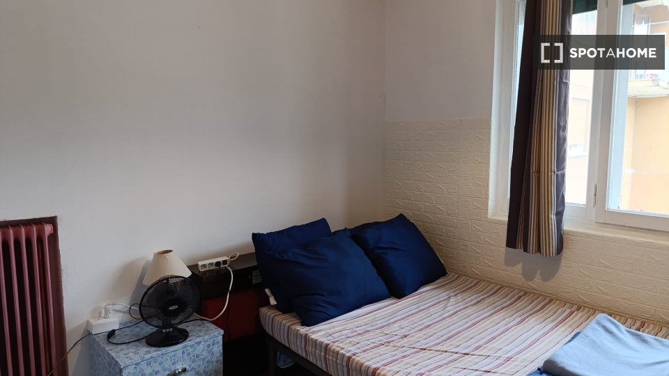 Immagine 5 di Camera condivisa in affitto  in Via Fratelli Boscardin a Padova