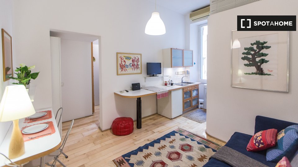 Immagine 7 di Appartamento in affitto  in Via Pompeo Magno a Roma