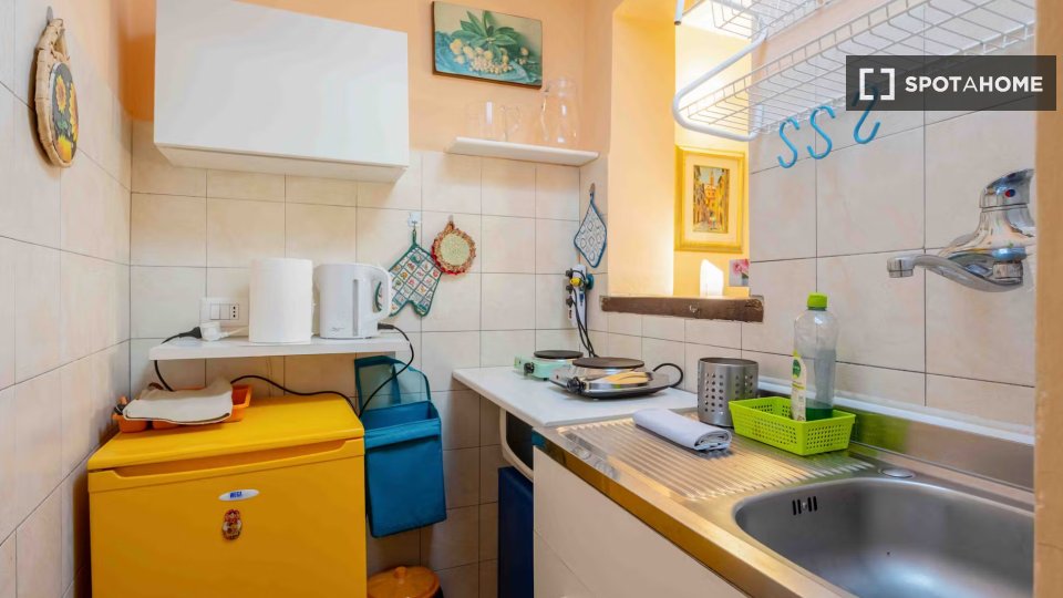 Immagine 11 di Ufficio in affitto  in Via S. Giovanni a Firenze