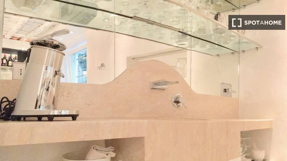 Immagine 13 di Appartamento in affitto  in Piazza Desiderio a Firenze