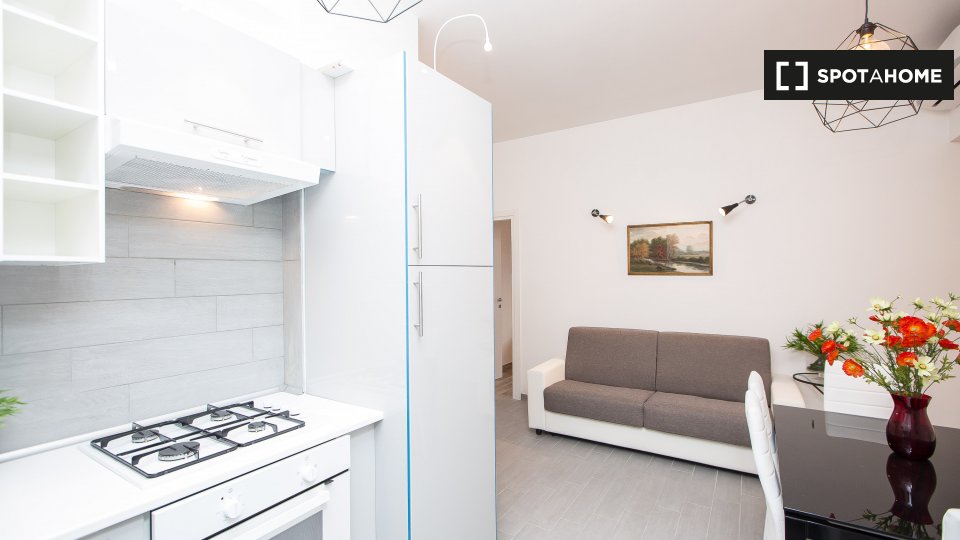 Immagine 8 di Appartamento in affitto  in Via Antonio Cesari a Roma