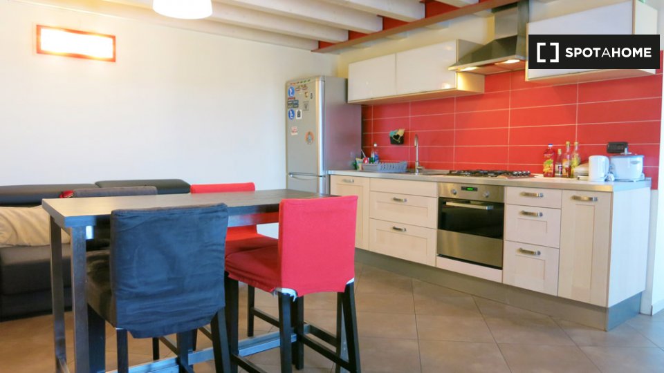 Immagine 3 di Appartamento in affitto  in Via Giovanni Rasori a Milano