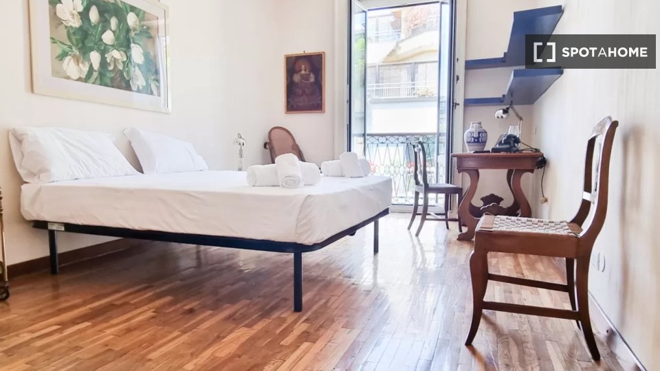 Immagine 2 di Appartamento in affitto  in Via Pontaccio a Milano