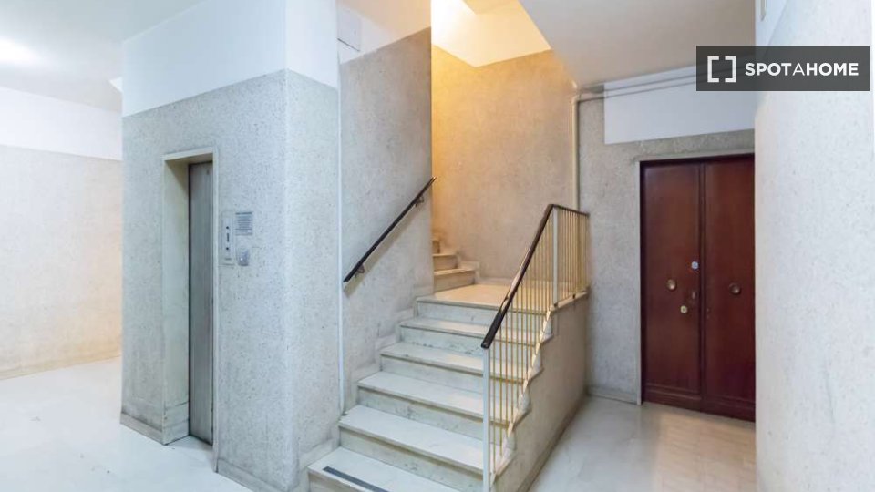 Immagine 11 di Camera condivisa in affitto  in Via Cesare Boldrini a Bologna