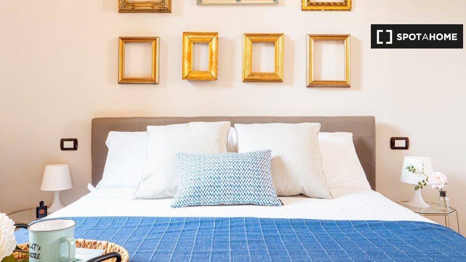 Immagine 2 di Appartamento in affitto  in Via Santa Cecilia a Milano