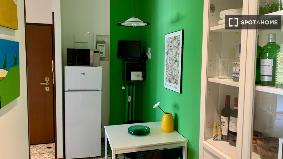 Immagine 7 di Ufficio in affitto  in Via Giambellino a Milano