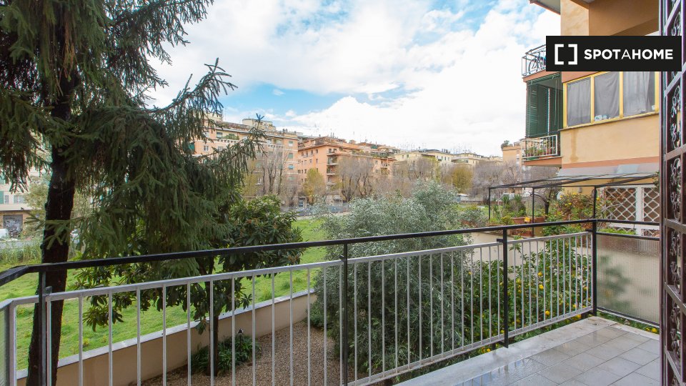 Immagine 5 di Appartamento in affitto  in Via Antonio Cesari a Roma