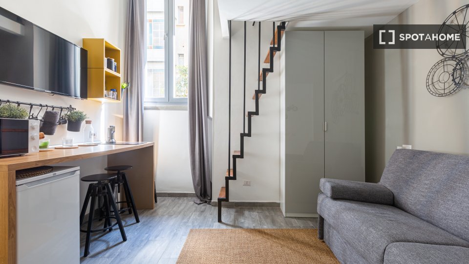 Immagine 1 di Ufficio in affitto  in V.le Gian Galeazzo a Milano