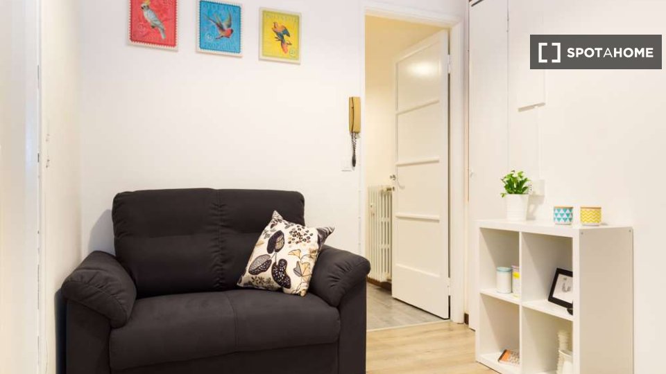 Immagine 16 di Camera condivisa in affitto  in Via Alfredo Campanini a Milano