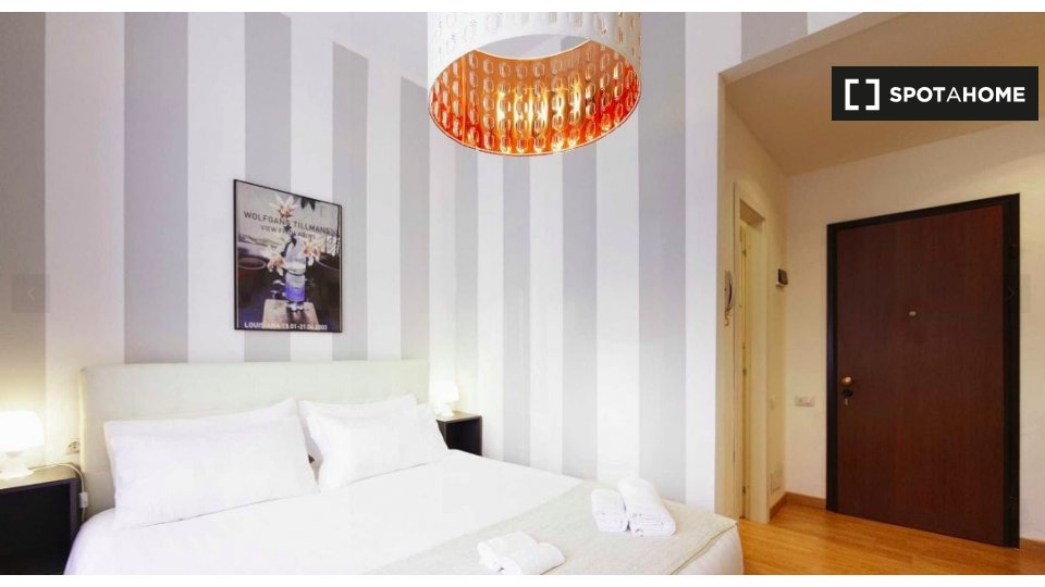 Immagine 4 di Ufficio in affitto  in Via Napo Torriani, 20124 Milano MI, Italy a Milano