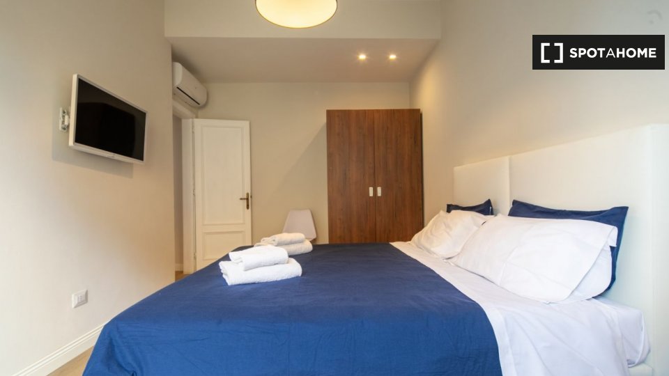 Immagine 6 di Appartamento in affitto  in Via de' Guicciardini a Firenze