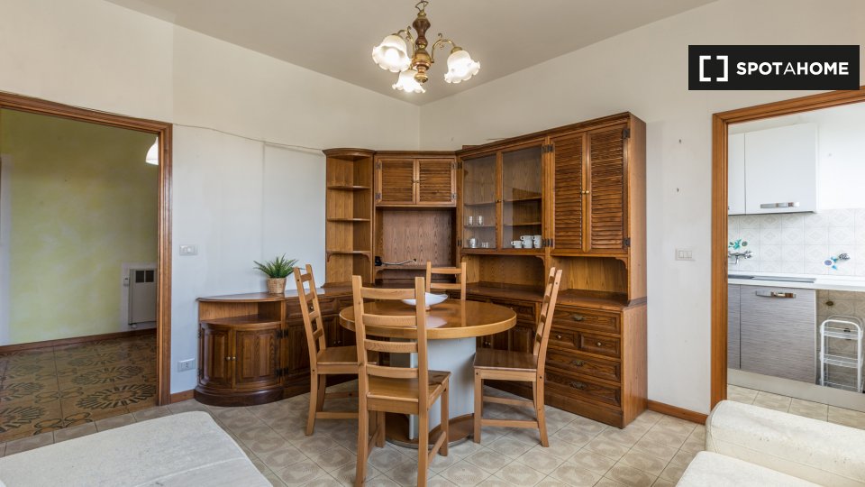 Immagine 2 di Camera condivisa in affitto  in Via Massimo Gorki a Bologna