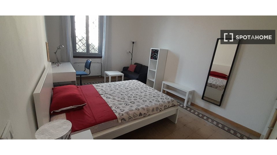 Immagine 3 di Camera condivisa in affitto  in Via Giambattista Lulli a Firenze