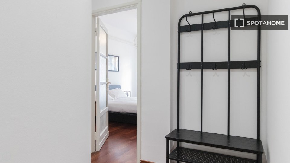 Immagine 12 di Appartamento in affitto  in Viale Col di Lana a Milano