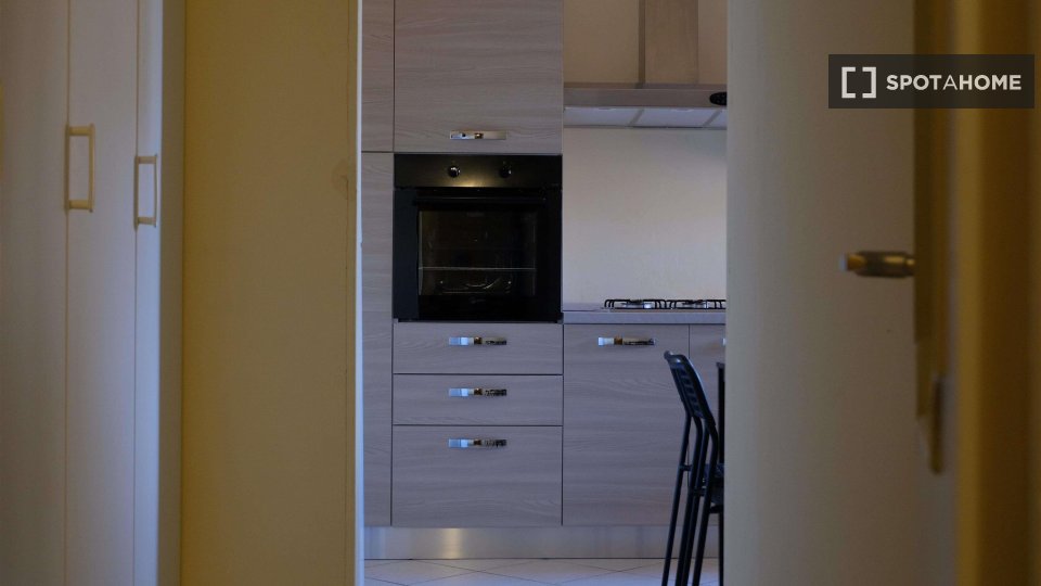 Immagine 11 di Camera condivisa in affitto  in Via Pola n a Cagliari