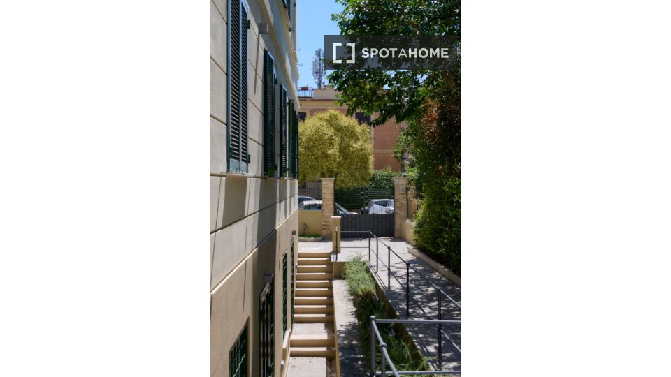 Immagine 17 di Appartamento in affitto  in Via Giulia di Gallese a Roma