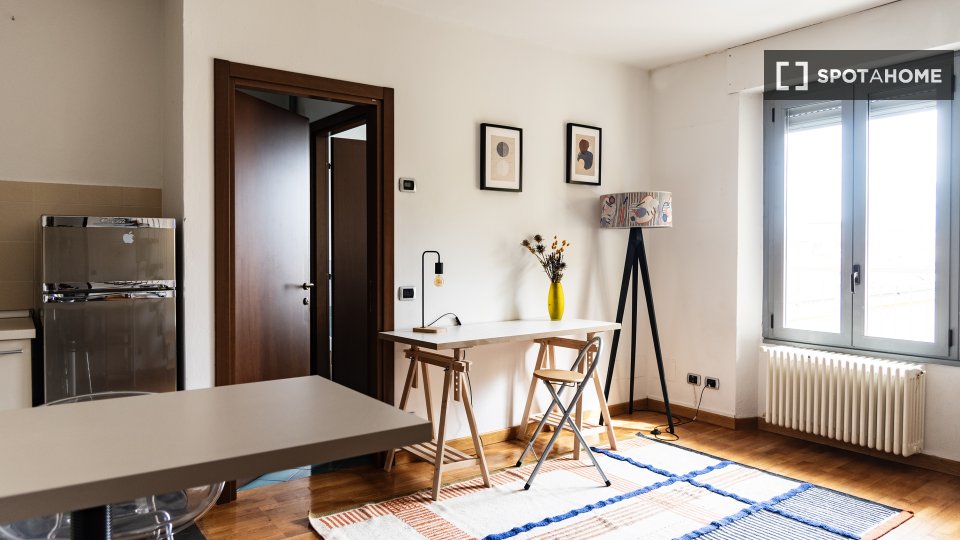 Immagine 14 di Appartamento in affitto  in Via Antonio Rosmini a Milano