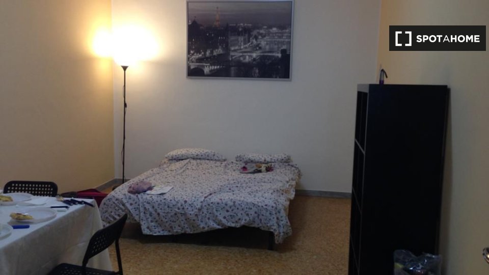 Immagine 5 di Appartamento in affitto  in Viale Marco Fulvio Nobiliore a Roma