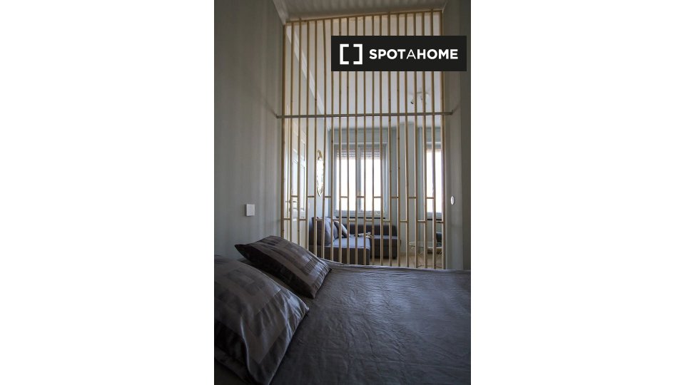 Immagine 8 di Appartamento in affitto  in Via dei Piatti a Milano