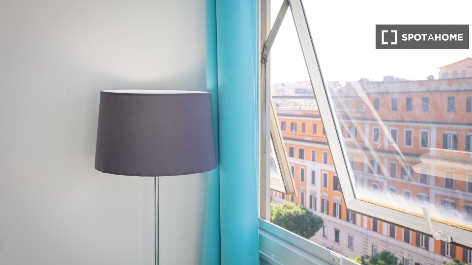 Immagine 14 di Appartamento in affitto  in Via Appia Nuova a Roma