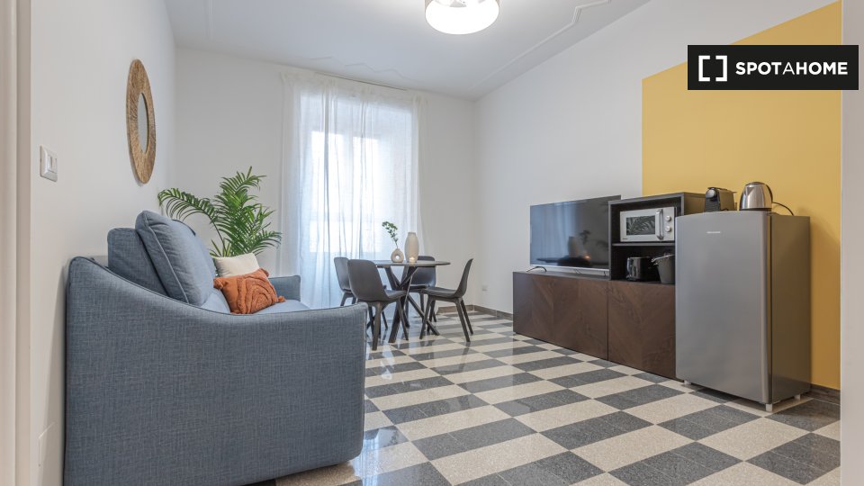 Immagine 19 di Appartamento in affitto  in Via Bernardino Telesio a Roma