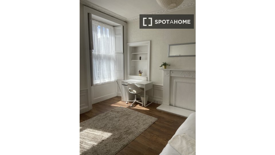 Immagine 11 di Camera condivisa in affitto  in Clerk St a South Bridge, Holyrood and Willowbrae