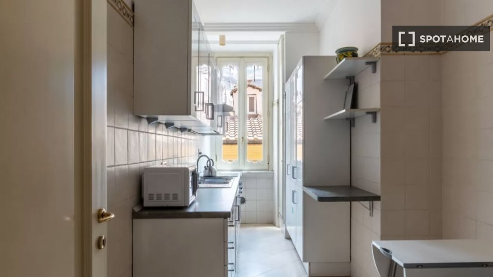 Immagine 18 di Appartamento in affitto  in Piazza del Porto di Ripetta a Roma