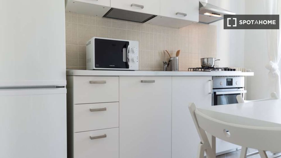 Immagine 11 di Camera condivisa in affitto  in Via Dei Mandorli Milan a Buccinasco