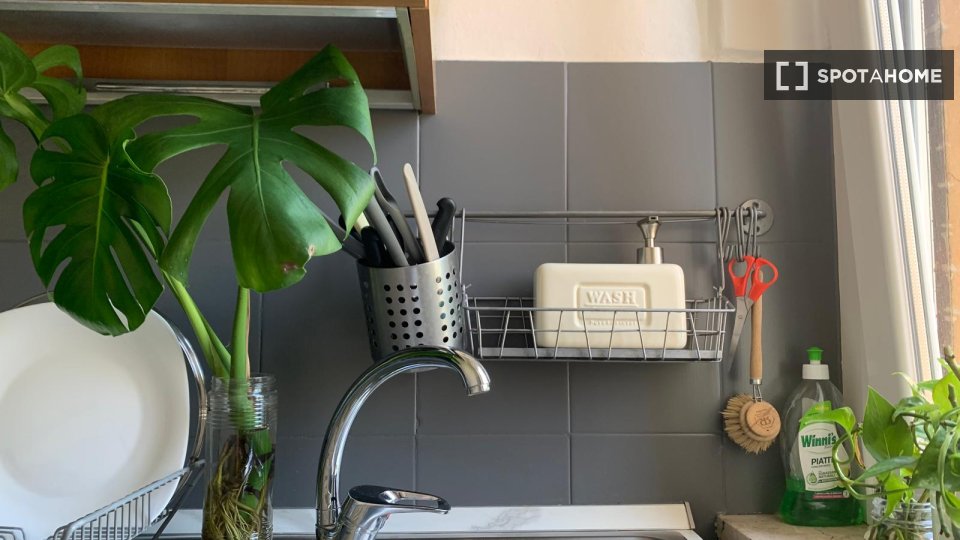 Immagine 13 di Ufficio in affitto  in Via Giambellino a Milano