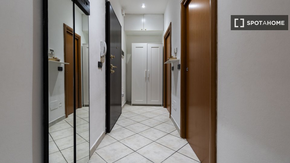 Immagine 15 di Appartamento in affitto  in Via Ferrarese a Bologna