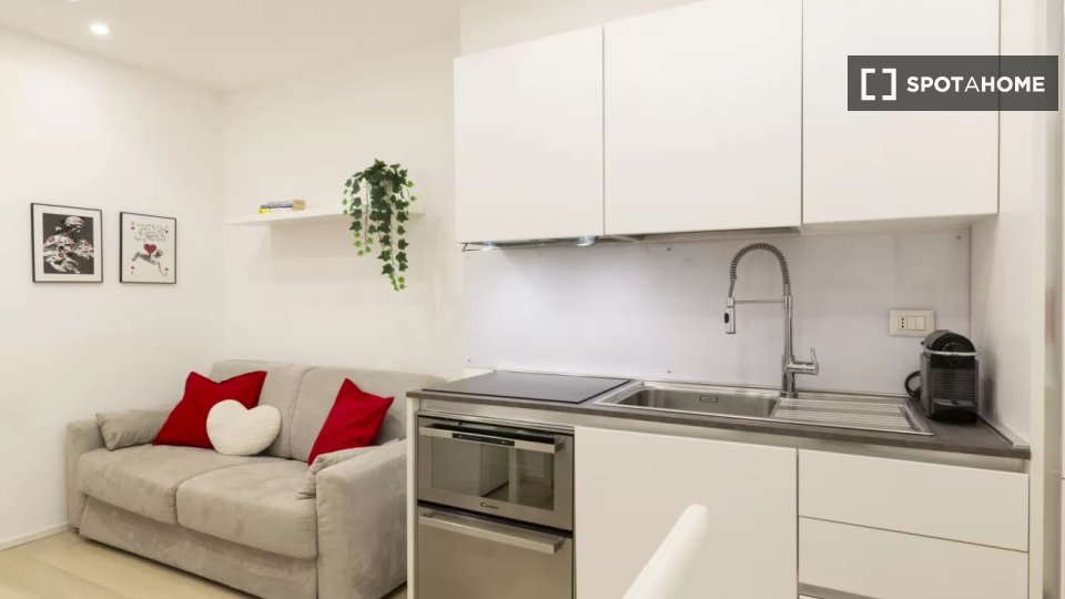 Immagine 12 di Appartamento in affitto  in V.le Bligny a Milano