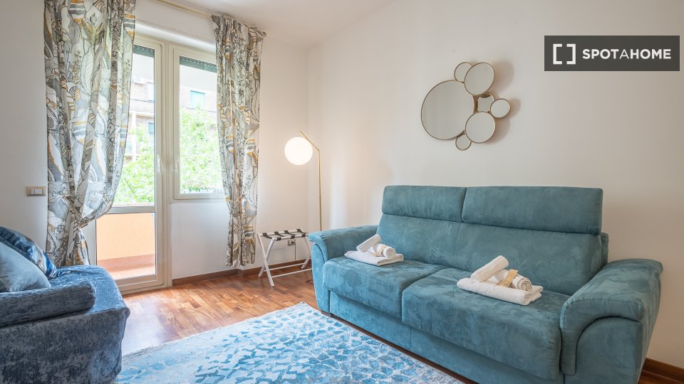 Immagine 7 di Appartamento in affitto  in Via Satrico a Roma