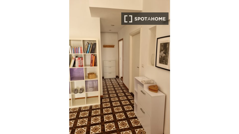 Immagine 11 di Appartamento in affitto  in Via Montesilvano a Roma